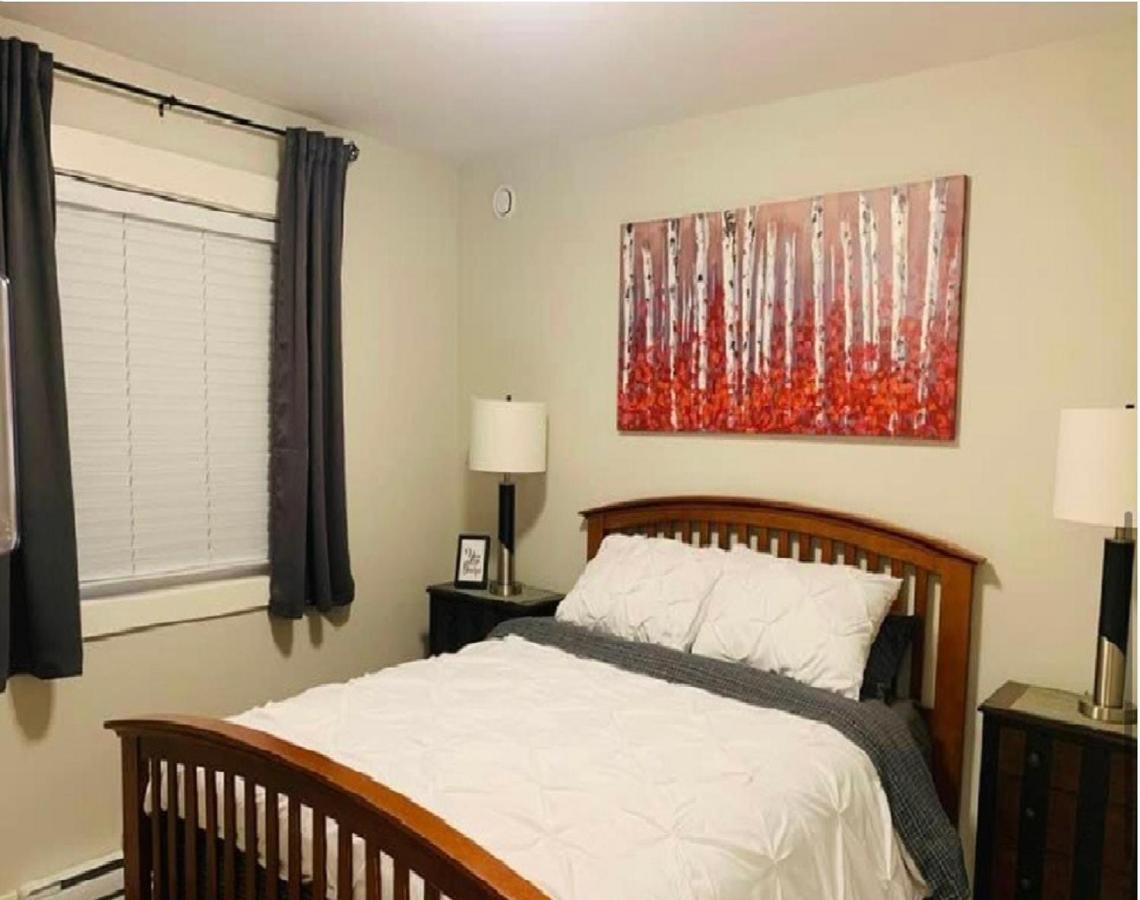 A Cozy Family Get Away Suite In South Nanaimo Eksteriør bilde